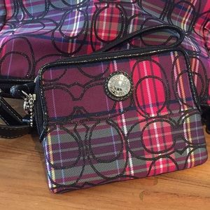 Coach wristlet brand new never used